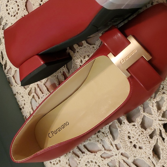 C. Paravano Elegant Red Low Heels with Leather Finish and Bow - Picture 3 of 15